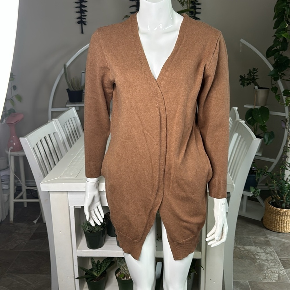 Dress Forum Tan fitted cardigan with pockets size small open front